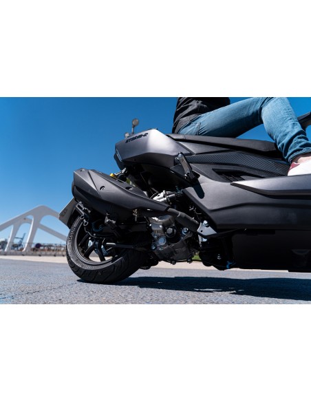 Maxi Scooter Wottan Motor modello Storm-R 300