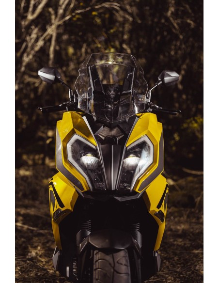 Maxi Scooter Wottan Motor modello Strom-V 125cc