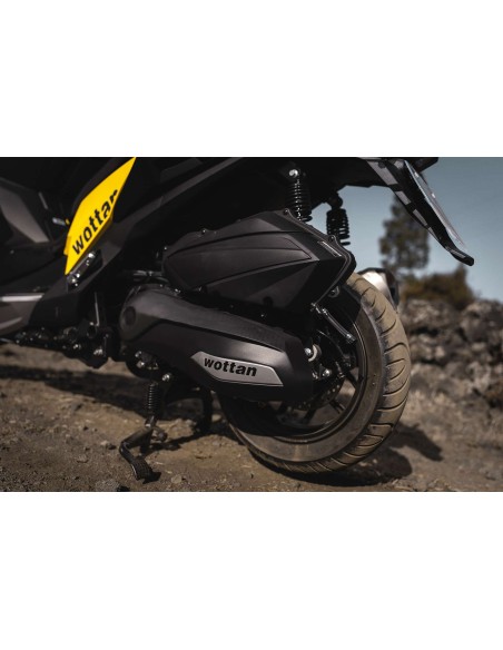 Maxi Scooter Wottan Motor modello Strom-V 125cc