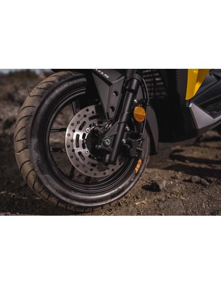 Maxi Scooter Wottan Motor modello Strom-V 125cc