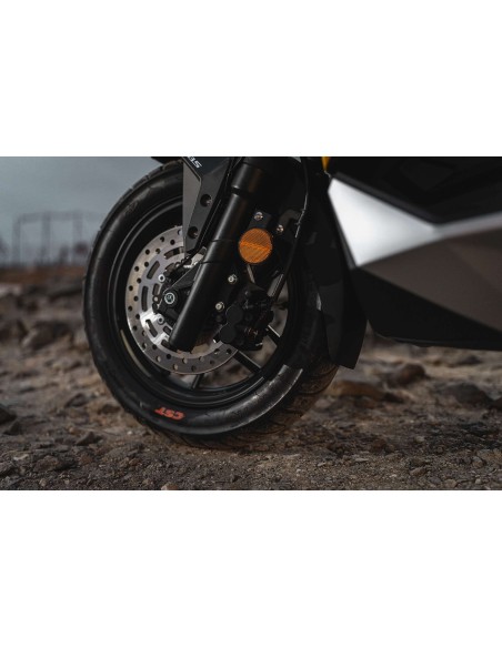 Maxi Scooter Wottan Motor modello Strom-V 125cc