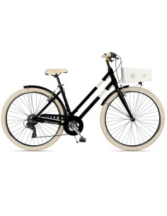 Via Veneto bicicletta donna...